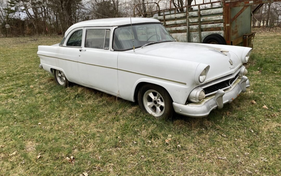 Vintage Automobiles, Tractors, Trucks, Tools, Personal Property