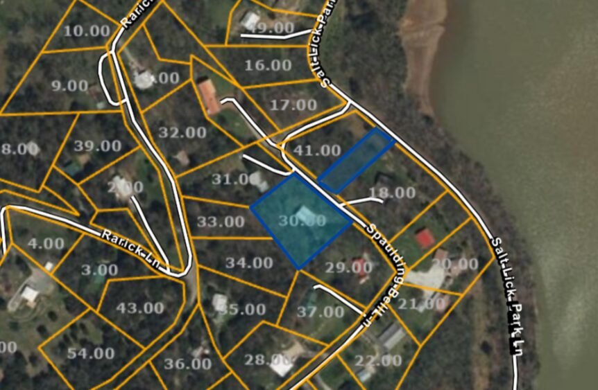 Cabin & 0.86+/- Acres • 2 Tracts • 0.31+/- Acre Building Lot • Cordell Hull Lake